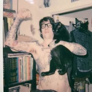 Meet your Posher, Eddie